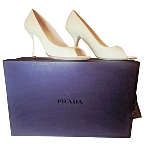 Prada Vtg PeepToe 3 1/2" Vernice Classic Italy Nude Leather Stiletto Heel Sz 5.5